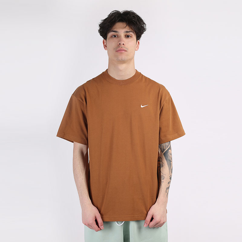 мужская коричневая футболка Nike Nikelab NRG Tee CV0559-281 - цена, описание, фото 2